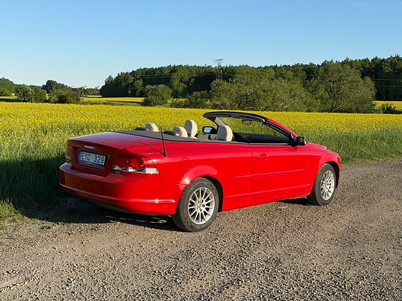 Volvo C70 6 of 8