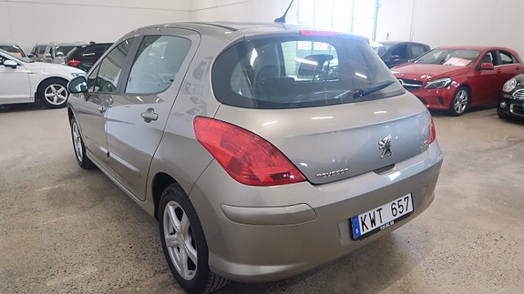 Peugeot 308 6 of 17