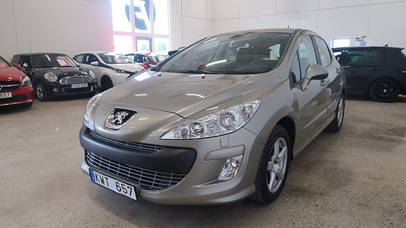 Peugeot 308 7 of 17