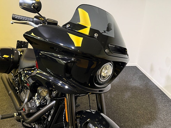 Harley-Davidson Low Rider ST 117 /KAMPANJ/FXLRST 7 of 9