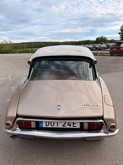 Citroen DS23 3 of 5