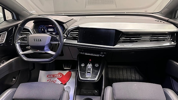 Audi Q4 e-tron 17 of 26