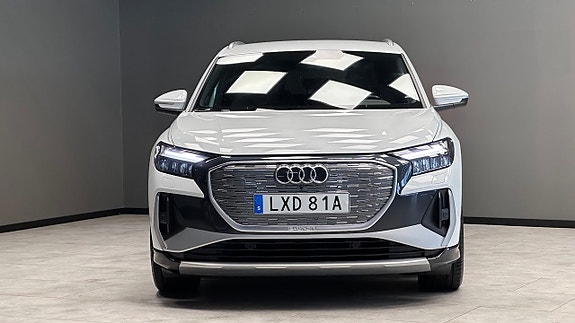 Audi Q4 e-tron 25 of 26