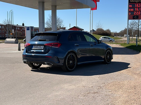 Mercedes-Benz A200 4 of 5