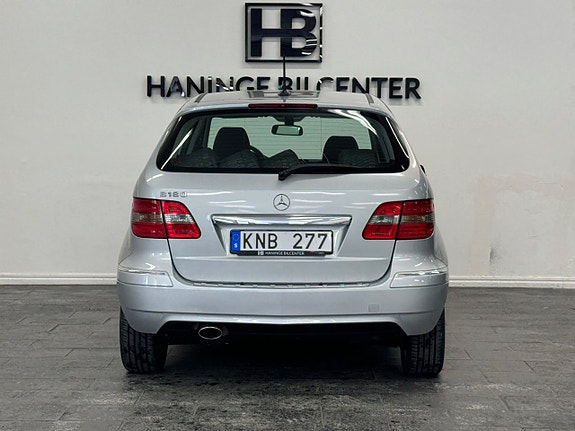 Mercedes-Benz B180 7 of 19