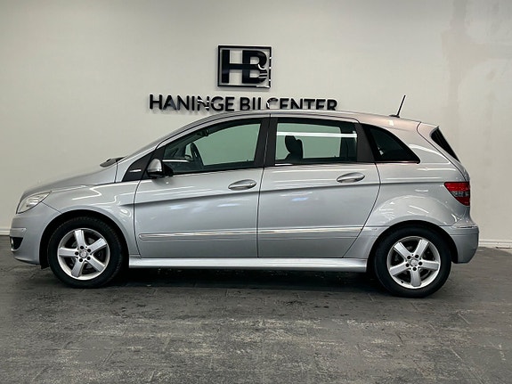 Mercedes-Benz B180 8 of 19