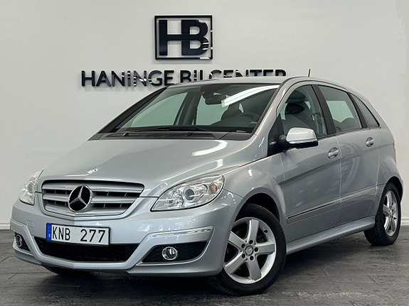 Mercedes-Benz B180