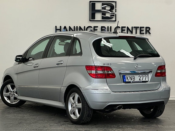 Mercedes-Benz B180 5 of 5