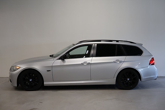 BMW 325d 4 of 5