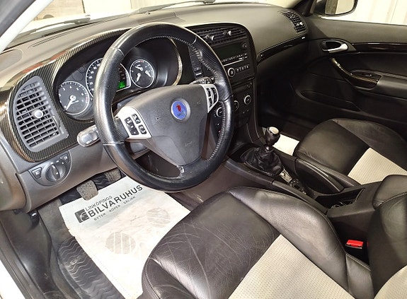 Saab 9-3 12 of 27