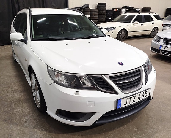 Saab 9-3 8 of 27