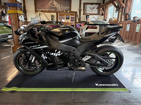 Kawasaki Ninja ZX-10 RR NINJA 200 HK 100 MIL EV BYTE 6 of 16
