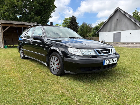 Saab 9-5 3 of 5