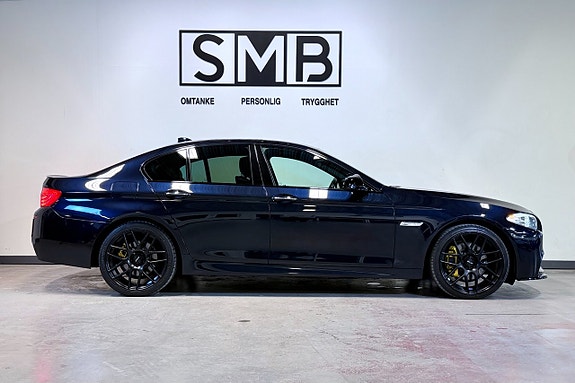 BMW 525d 3 of 5
