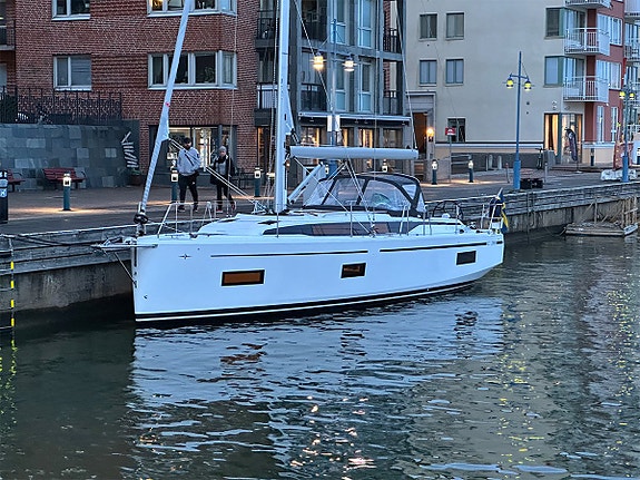 Bavaria C38 4 of 5