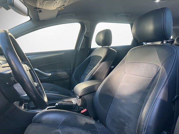 Ford Mondeo 9 of 18
