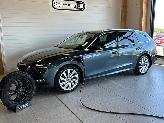 Skoda Octavia 4 of 5
