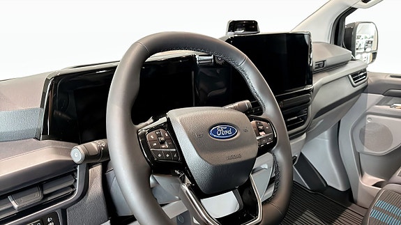 Ford E-Custom 12 of 12