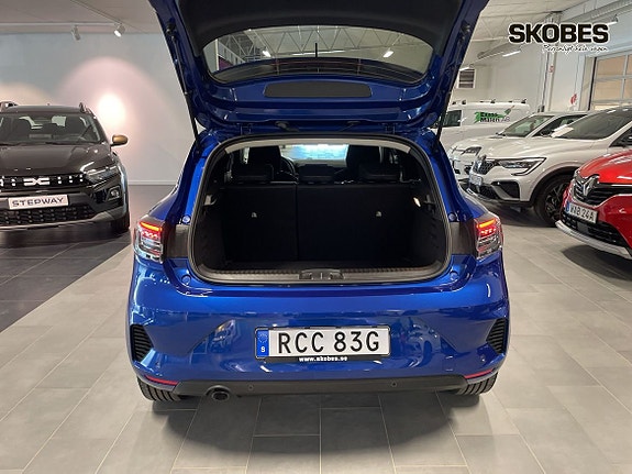 Renault Clio 16 of 19