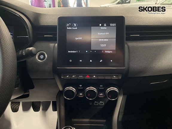Renault Clio 14 of 19