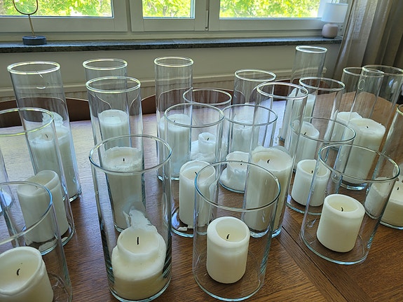 Product image 2 of 18