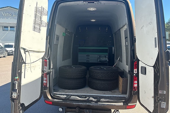 Mercedes-Benz Sprinter 319 8 of 11