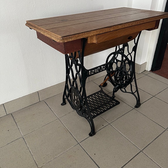 Product image 3 of 9