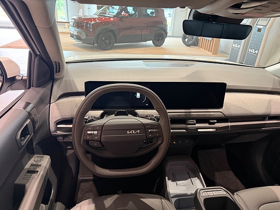 Kia EV3 7 of 10