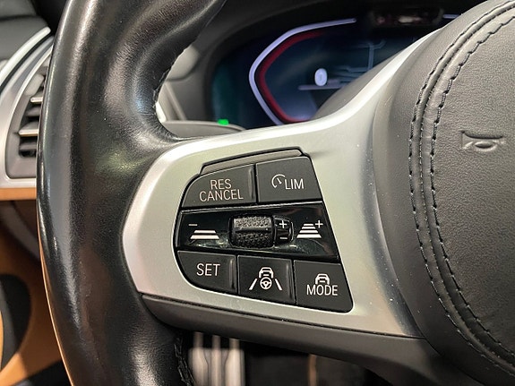 BMW iX3 18 of 19