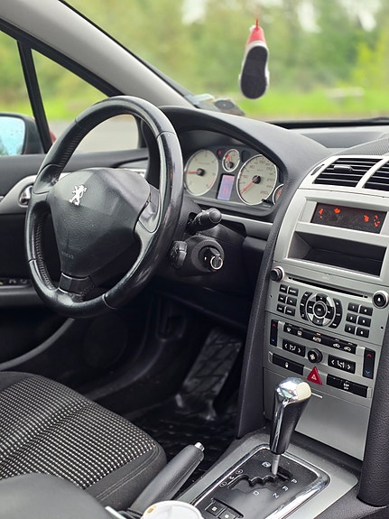 Peugeot 407 4 of 5