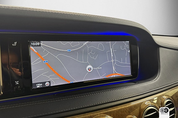 Mercedes-Benz S500 12 of 17
