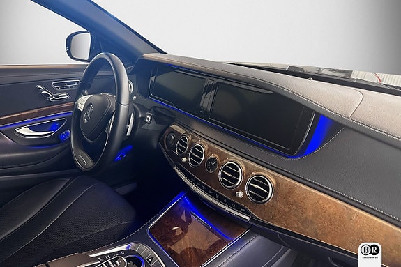 Mercedes-Benz S500 6 of 17