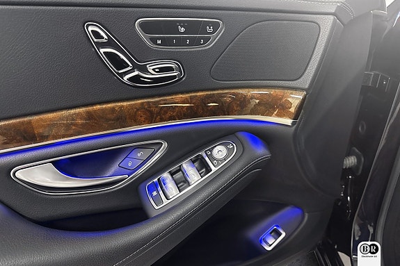 Mercedes-Benz S500 15 of 17