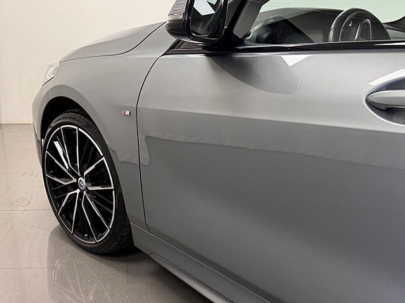 BMW 118i 5 of 5