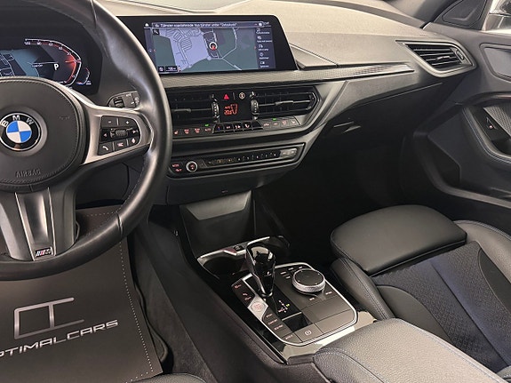 BMW 118i 8 of 18