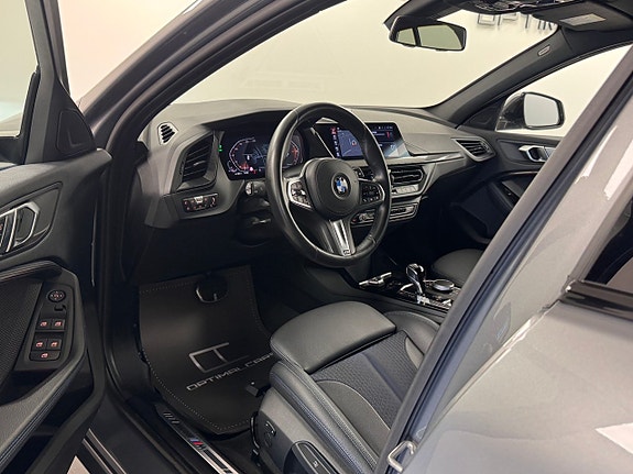 BMW 118i 6 of 18