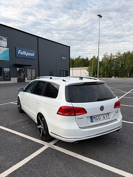 Volkswagen Passat 4 of 5