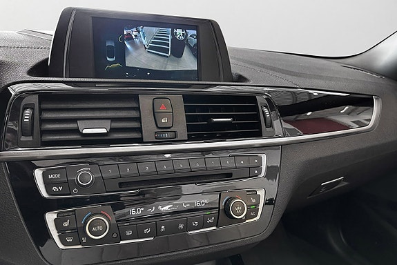 BMW 220i 10 of 27