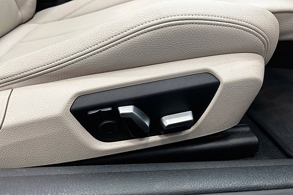 BMW 220i 13 of 27