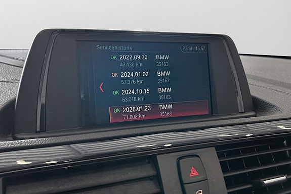 BMW 220i 9 of 27