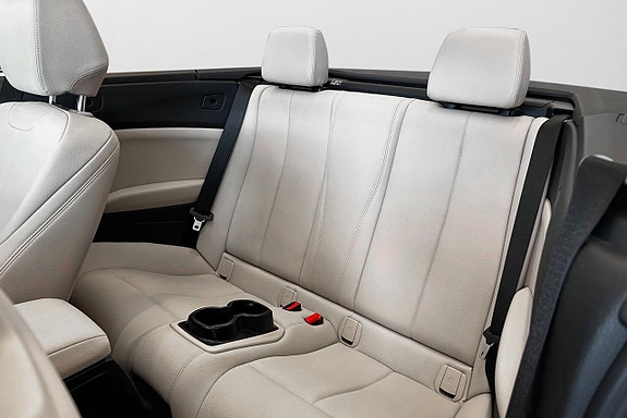 BMW 220i 15 of 27