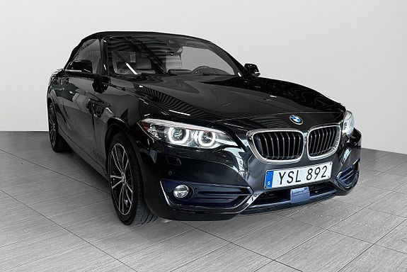 BMW 220i 25 of 27
