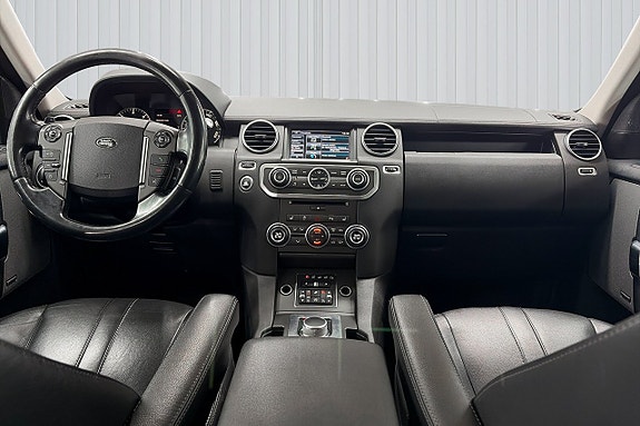 Land Rover Discovery 10 of 21