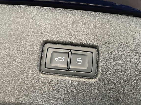 Audi Q5 10 of 27