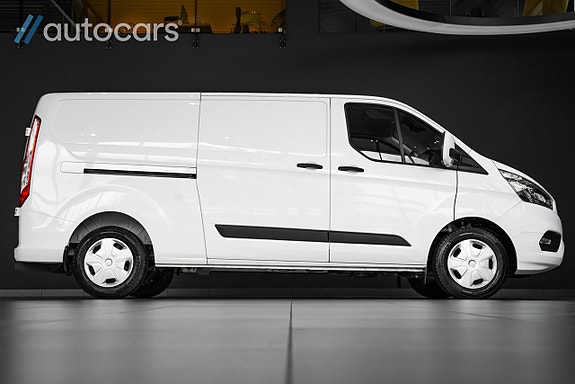 Ford Transit Custom 2 of 5