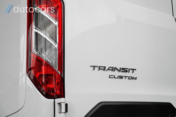Ford Transit Custom 12 of 30