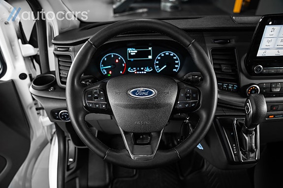 Ford Transit Custom 21 of 30