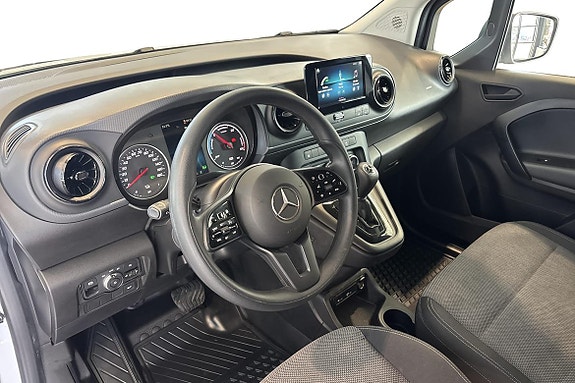 Mercedes-Benz eCitan 9 of 23