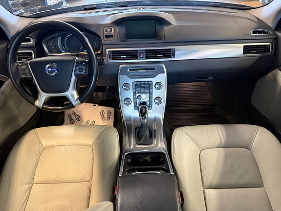 Volvo S80 9 of 13