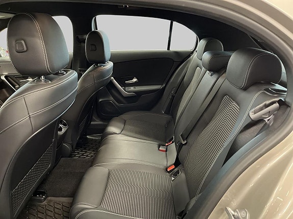Mercedes-Benz A220 10 of 20